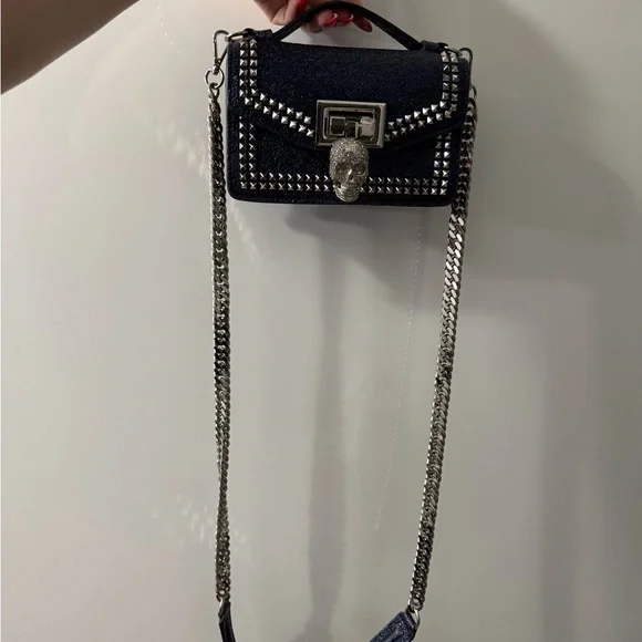 Glamorous Black Skull Embellished Crossbody Bag - Picture 3 of 12
